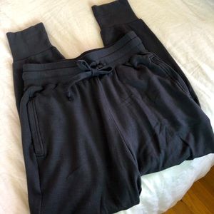 NWT Fabletics Daria Terry Jogger